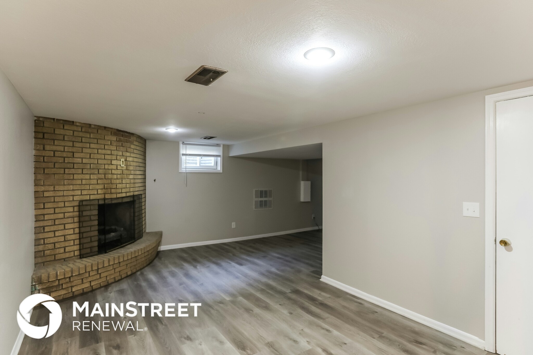 Building Photo - 9311 Hayes Dr