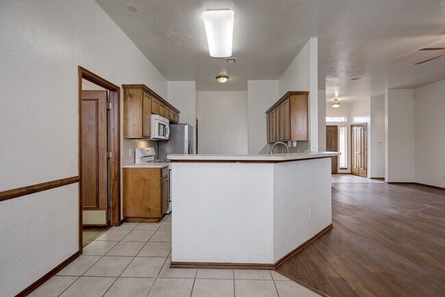Building Photo - 2028 Old Central Dr