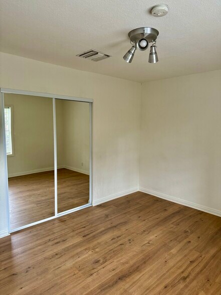 Building Photo - 8064 Sepulveda Blvd