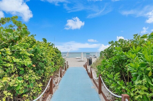 Building Photo - 2080 S Ocean Dr