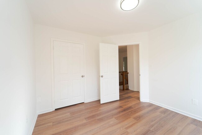 Building Photo - Fabulous Home in Aquia Harbor