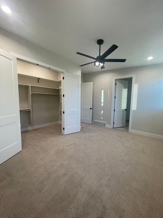 Building Photo - Fully Renovated Home in Millcreek – Modern...