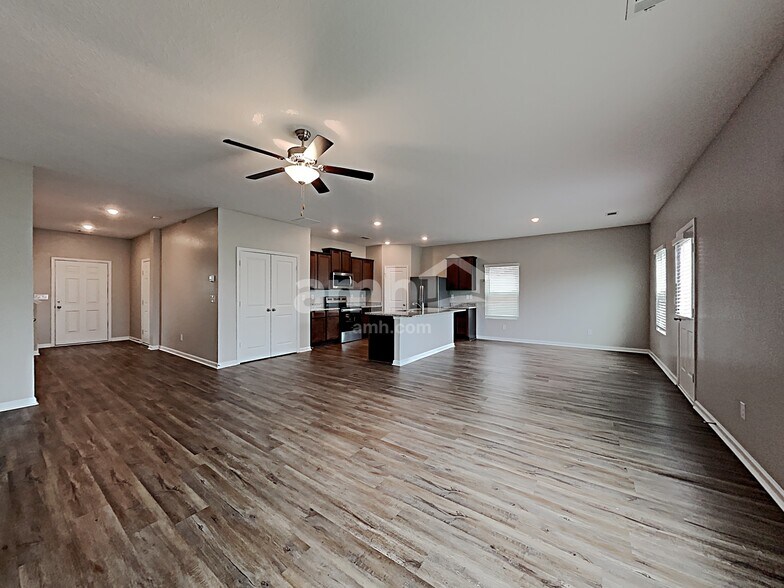 Building Photo - 3315 Ridge HillPkwy