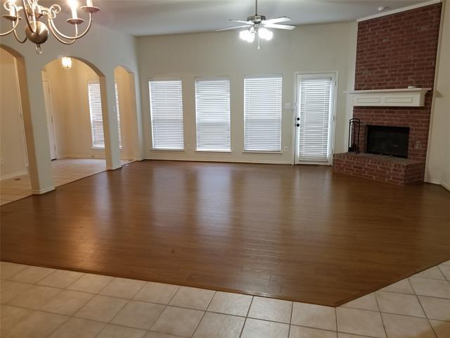 Building Photo - 9380 Snowberry Dr