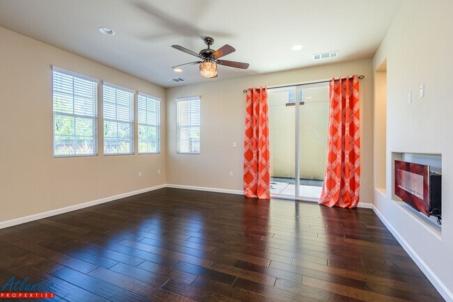 Building Photo - Beautiful Home | Central A/C | E.V. Charger