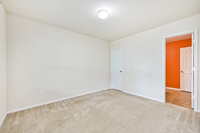 Building Photo - 13418 E Red Birch Cir