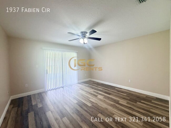 Building Photo - 1937 Fabien Cir