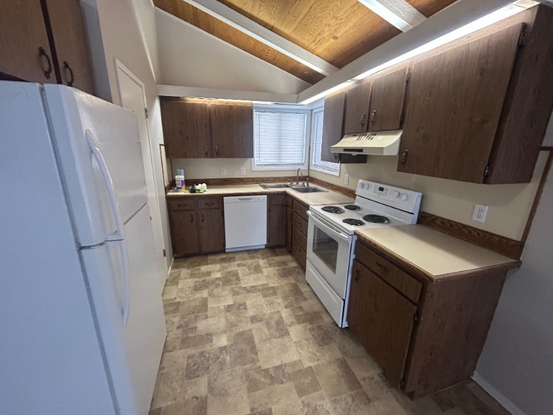 Building Photo - 184 Crestview Dr