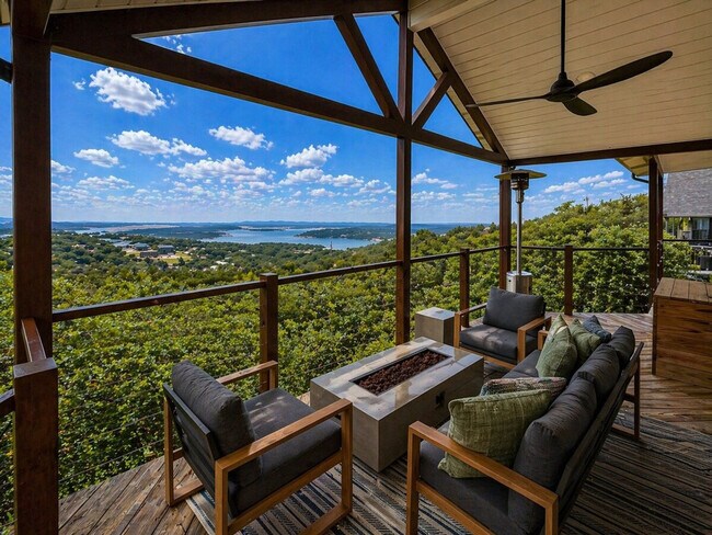 Building Photo - 515 Golden Eagle Loop