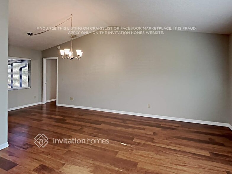 Building Photo - 1009 Dishman Loop