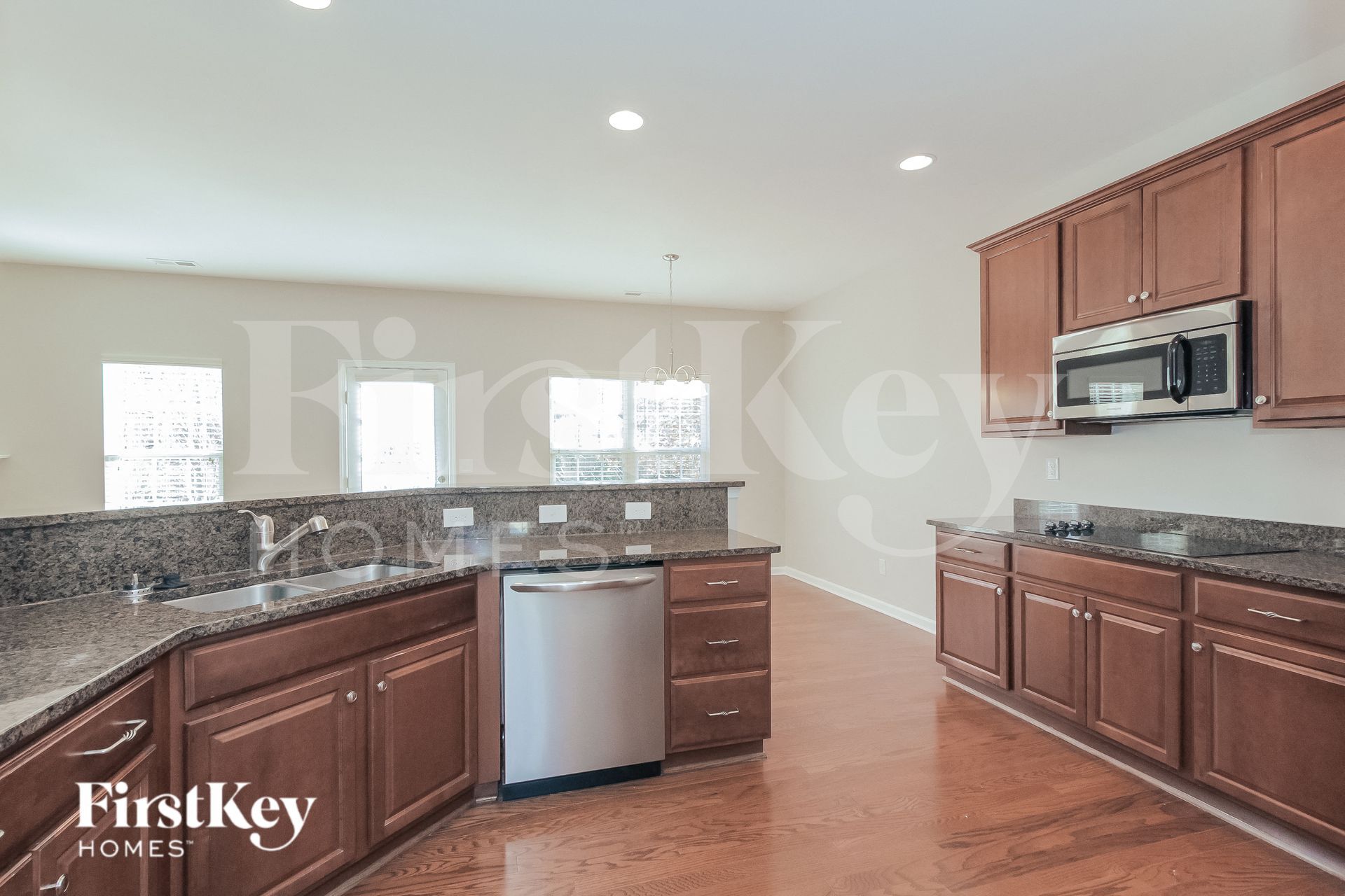 Building Photo - 2266 Isaac St