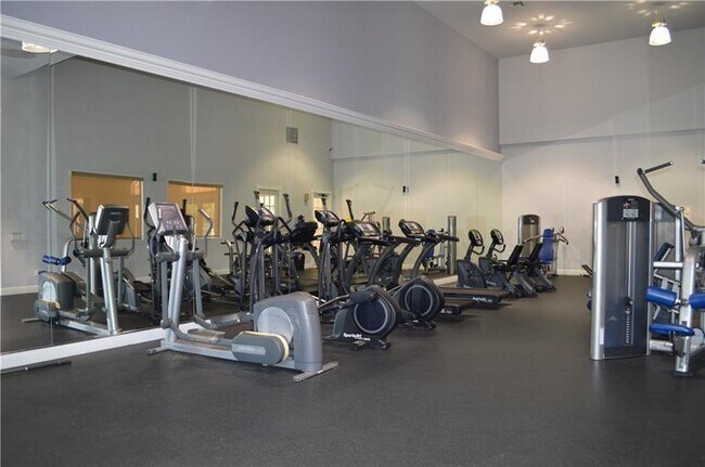 Building Photo - 5550 NW 61st St