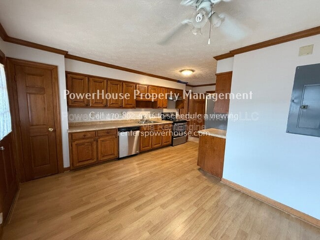 Building Photo - 3209 Henderson Walk