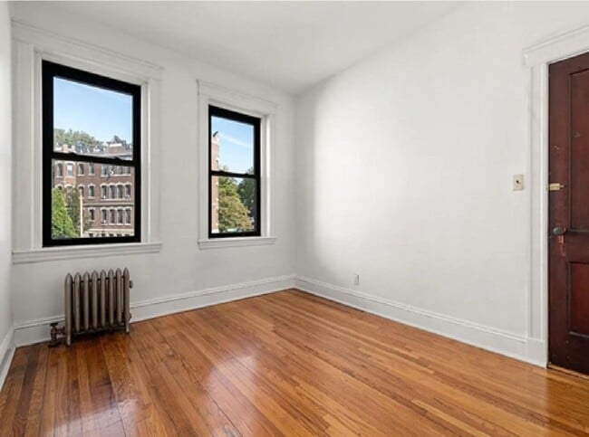 Building Photo - 69 Quint Ave