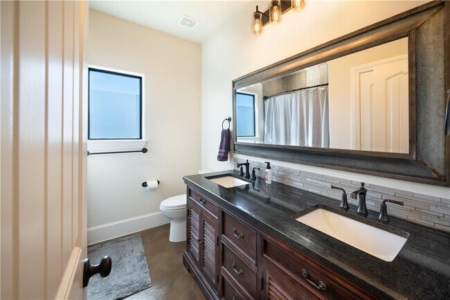 Building Photo - 315 Bluestem Cove
