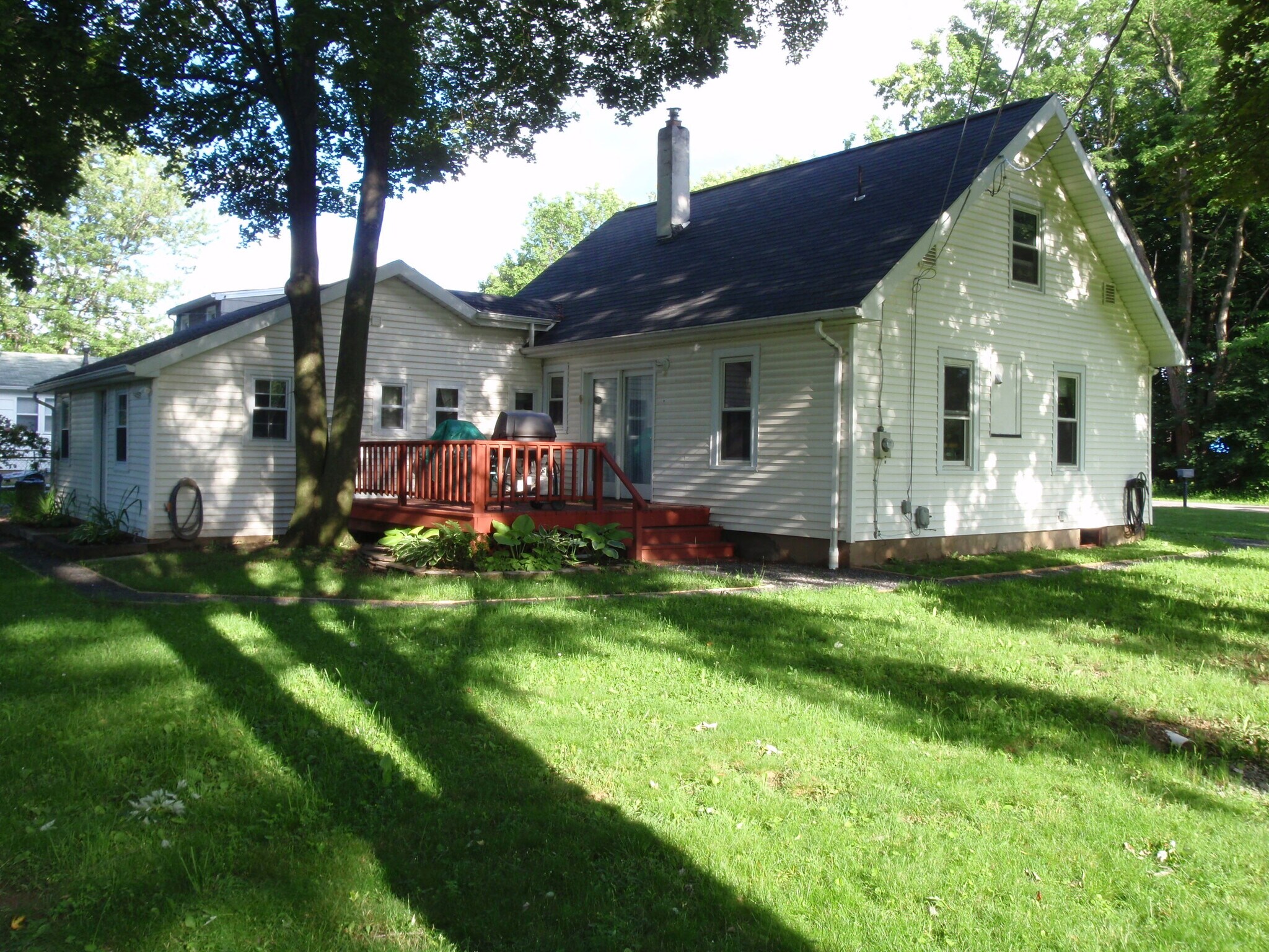 back of house - 8 Charles Ave