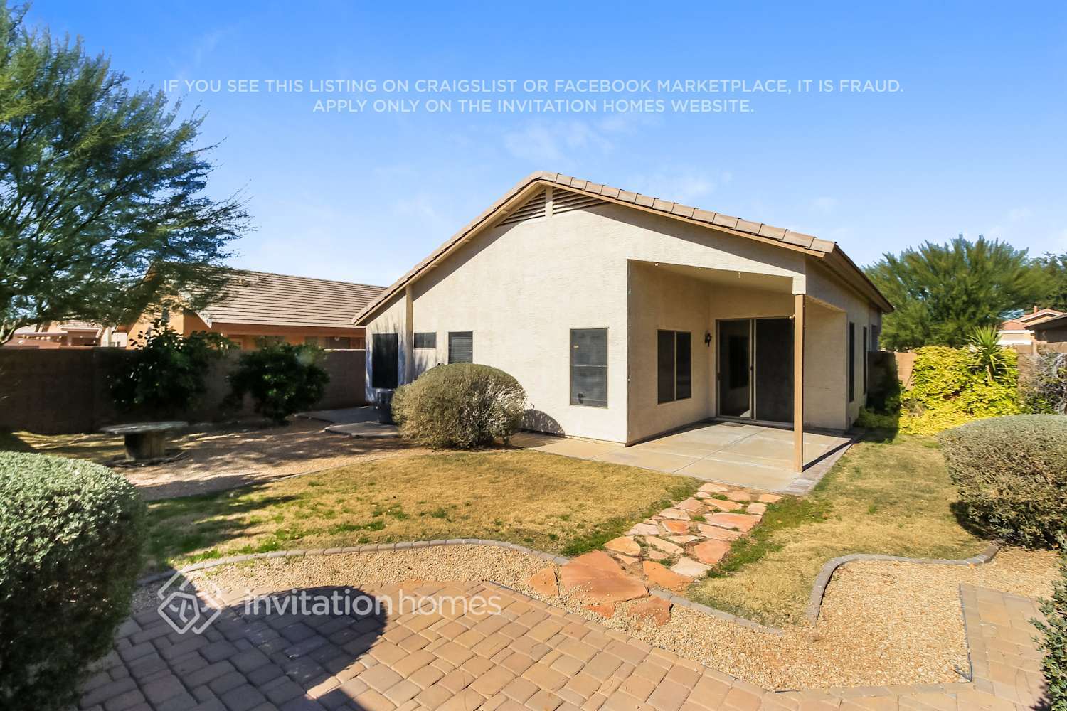 Building Photo - 9827 Olla Ave