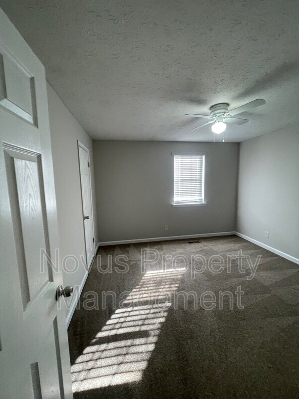 Building Photo - 761 South St