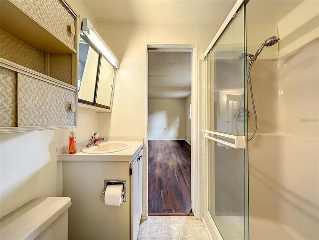 Building Photo - 831 Wolf Trail