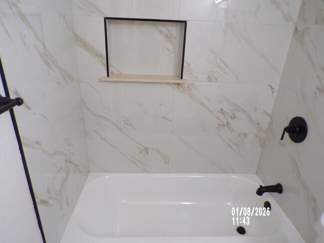 Building Photo - Great re-do