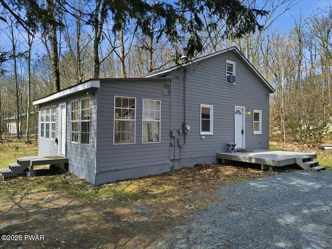 Building Photo - 209 Urban Rd