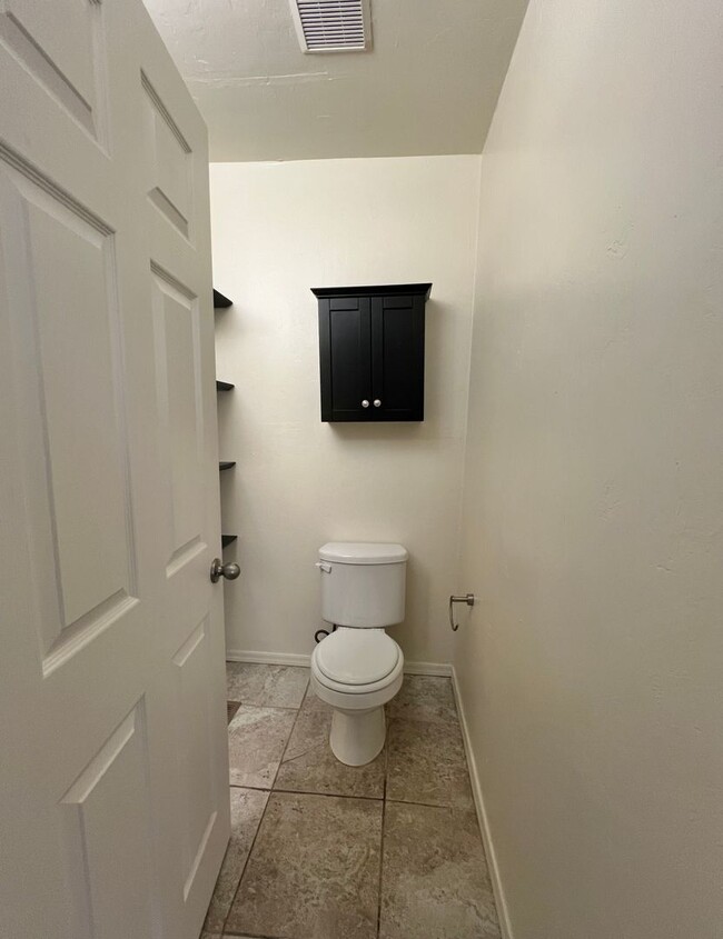 Building Photo - PM16-00414K: Coronado