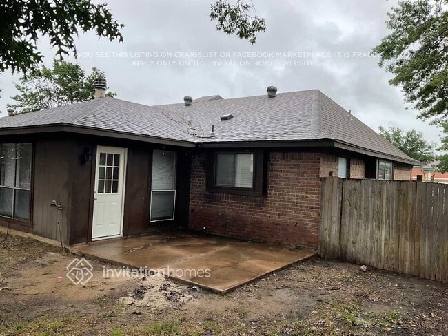 Building Photo - 4009 Eagle Pass