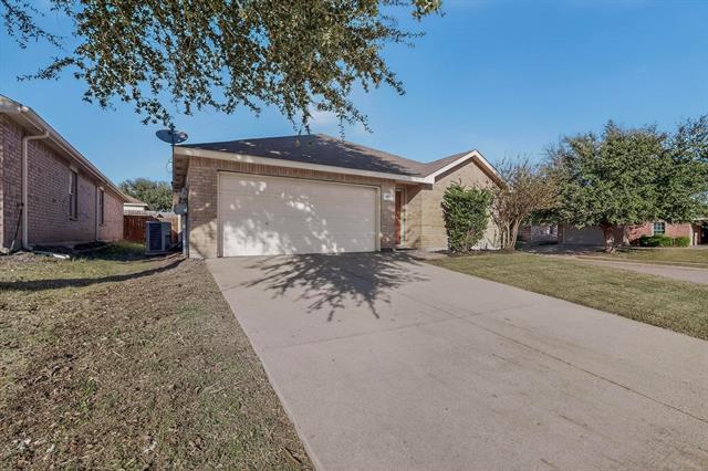 Building Photo - 407 Eisenhower Ln