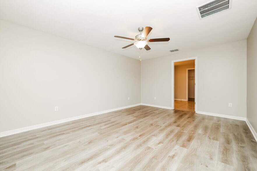 Building Photo - 12623 Lemon Pepper Dr