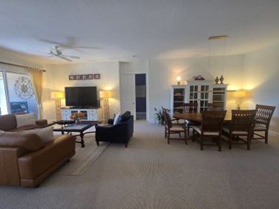 Building Photo - 9142 Cherry Oaks Ln