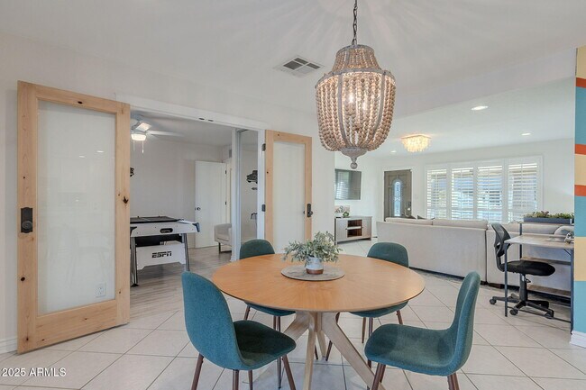 Building Photo - 8263 E Cypress St