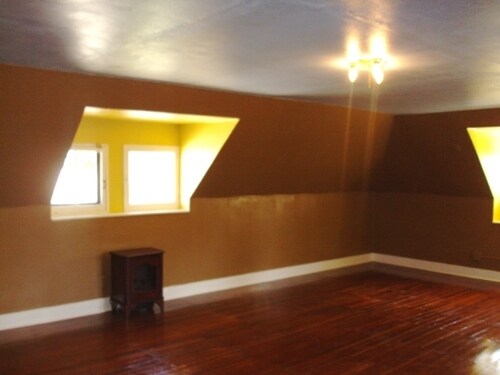 Building Photo - 1009 SW Fillmore St