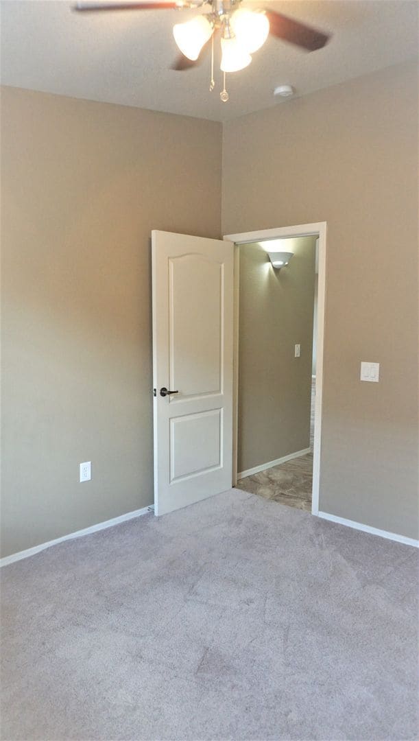 Building Photo - 3359 Zion Ct