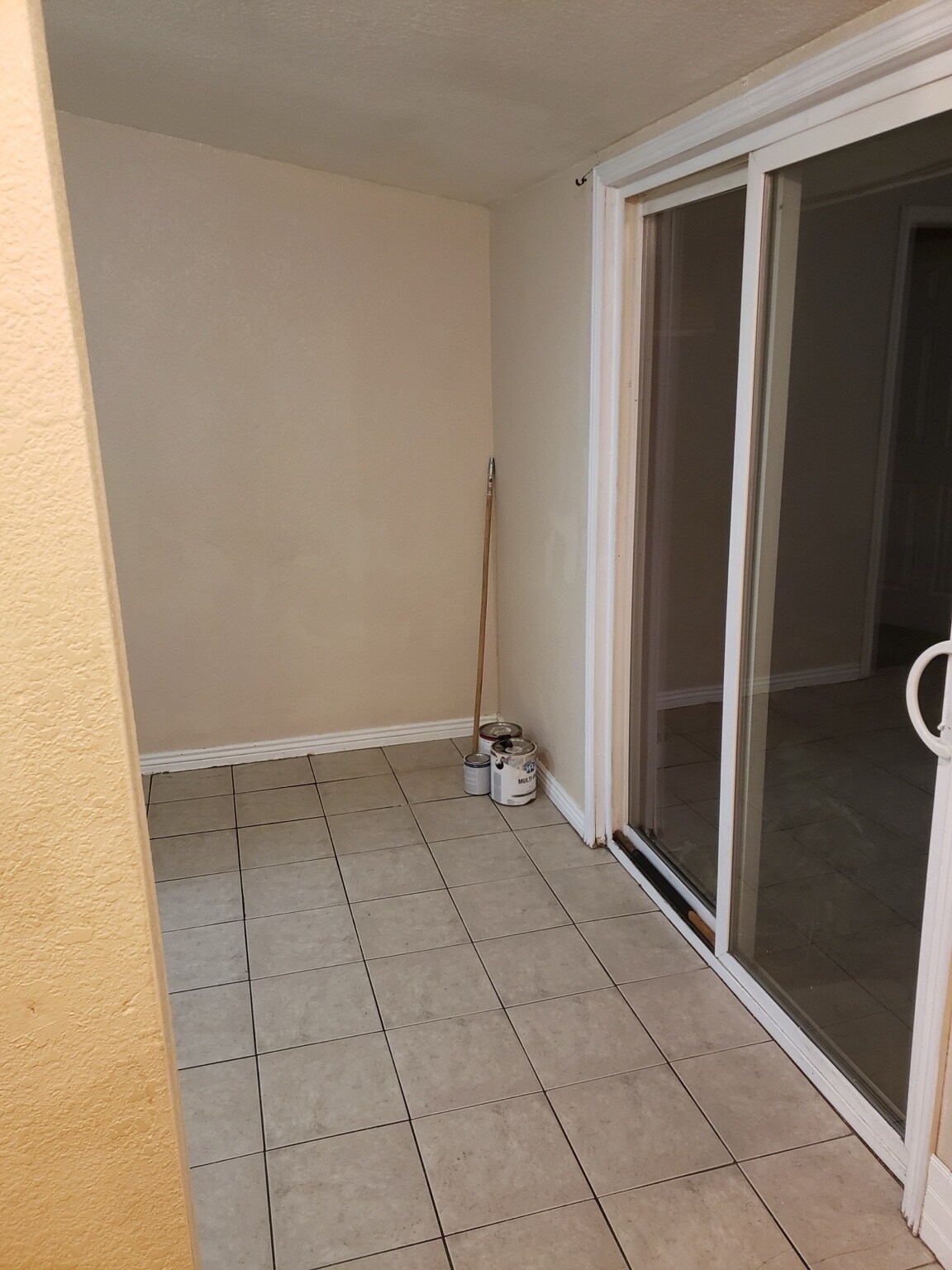 Building Photo - 1181 Newark St