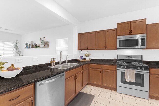 Building Photo - Stunning Single-Level Rental In The Highly Sought-After Anthem at Merrill Ranch!