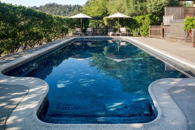 Building Photo - 430 Pratt Ave