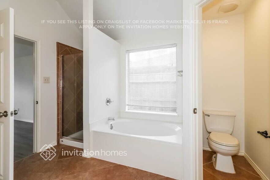 Building Photo - 17619 Sequoia View Ln