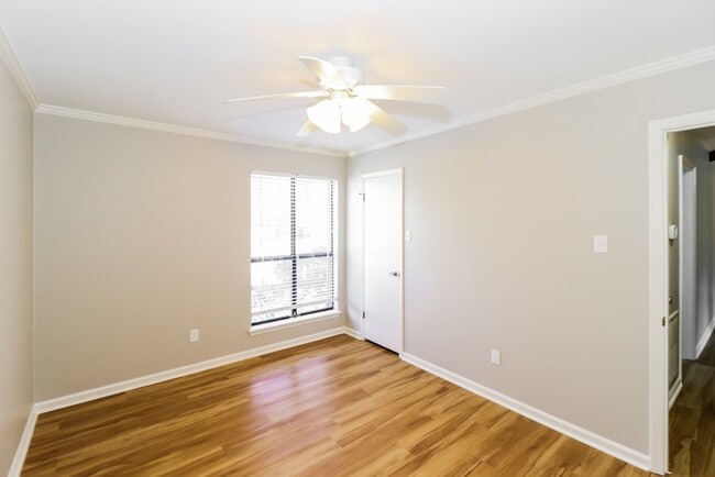 Building Photo - 16 Turtle Creek Ct