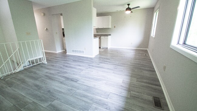 Building Photo - 7501 Upper 167th St W