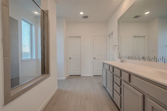 Building Photo - 5010 Slate Prt Ct