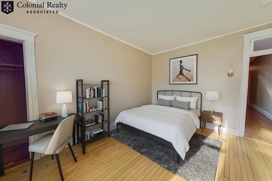 Building Photo - 72 Egmont St