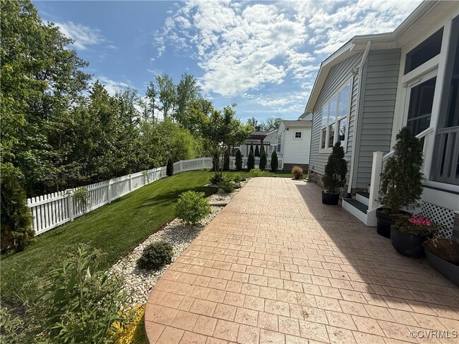 Building Photo - 10810 Porter Park Ln