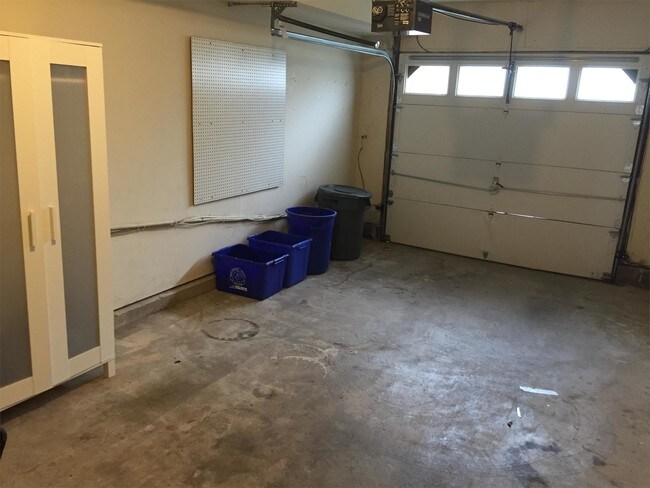 Building Photo - 232 Nebula Rd