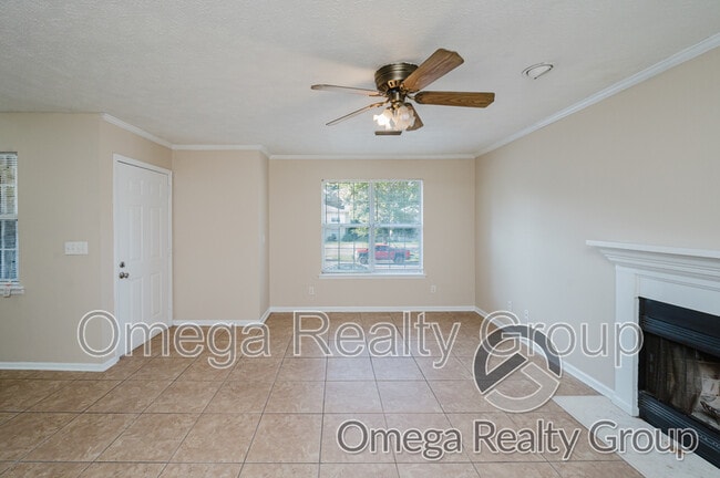 Building Photo - 821 Willow Pointe