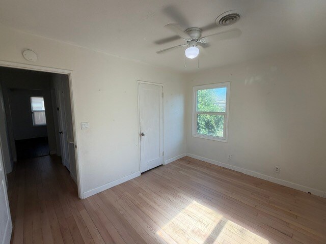 Building Photo - 34 E Alpine Ave