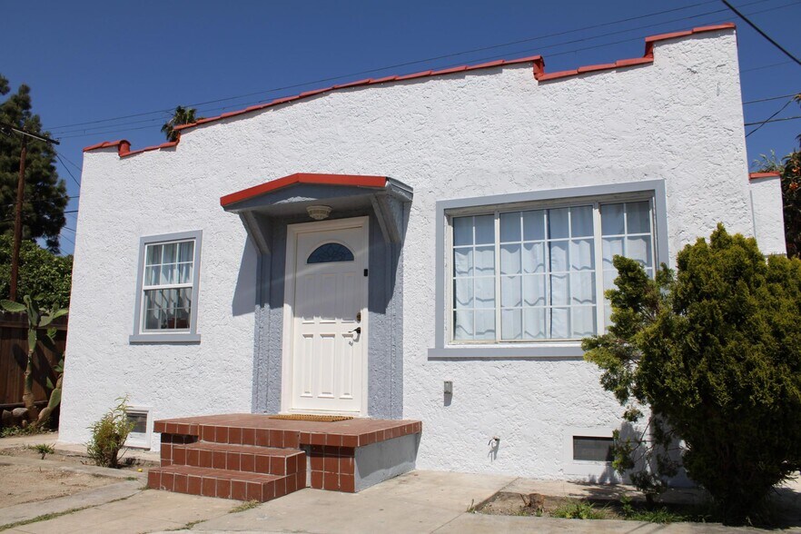 Primary Photo - 2824 8th Ave