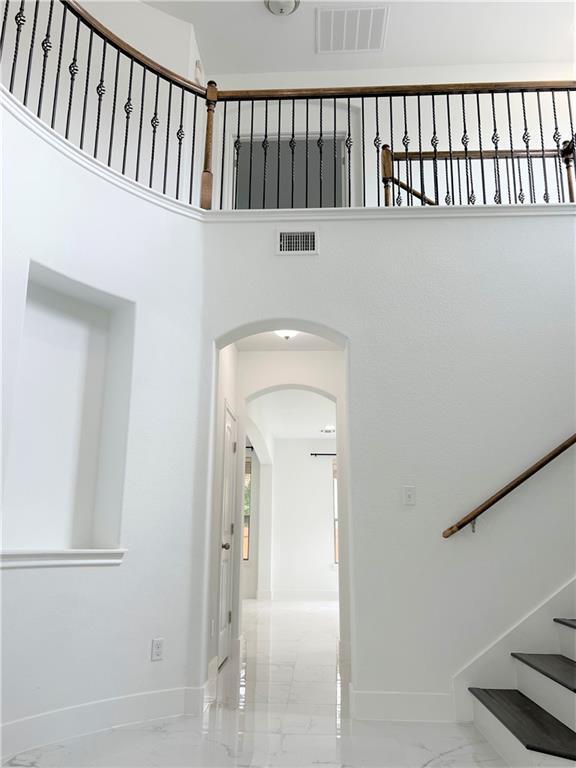 Building Photo - 2725 Mirasol Loop
