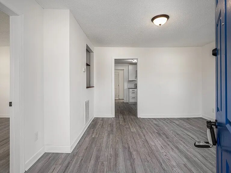 Building Photo - 1112 Hyman St