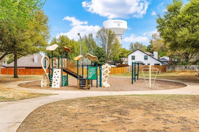 Building Photo - 468 Caviness Dr