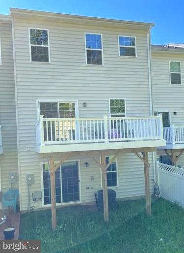 Building Photo - 314 Landing Dr